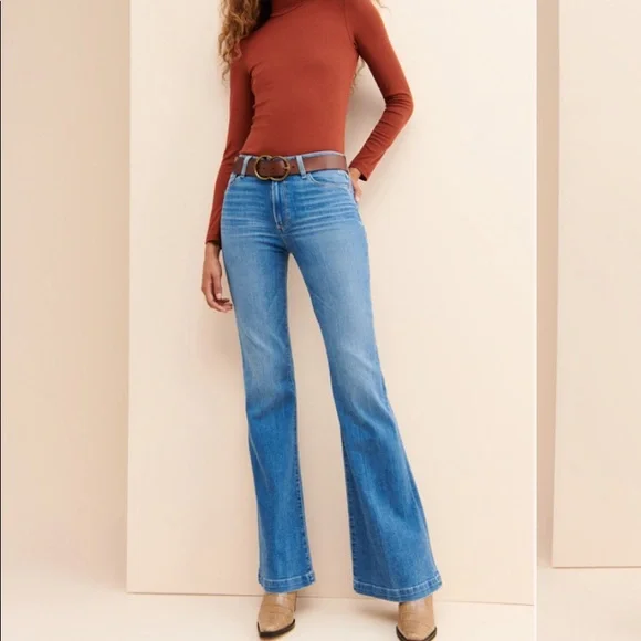 Paige Genevieve 1” Hem Distressed Jeans 🫶 - Picture 5 of 16